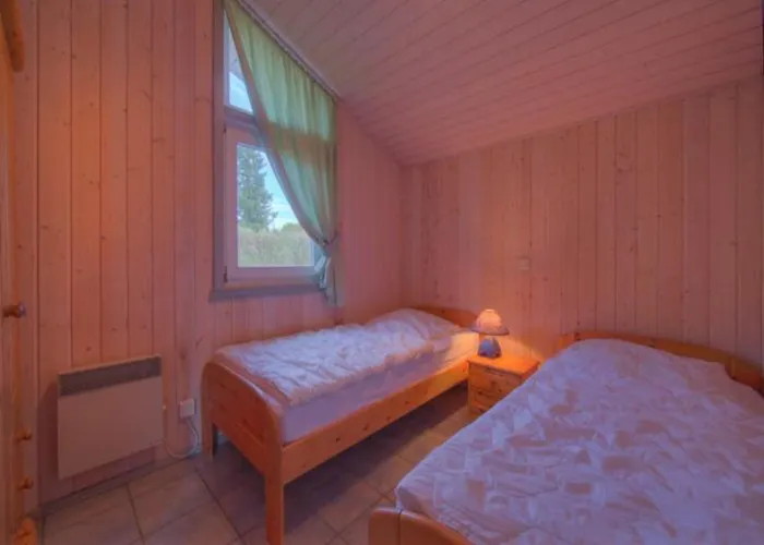 Mit Sauna Im Mirow בית נופש *